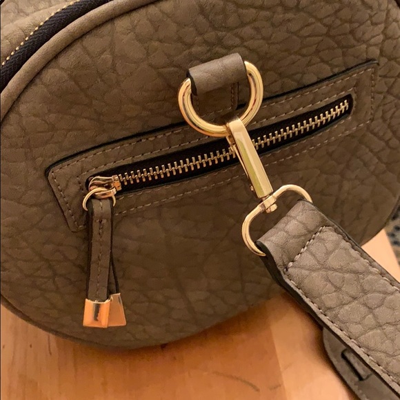 Urban Expressions Vegan Handbag - Picture 4 of 8